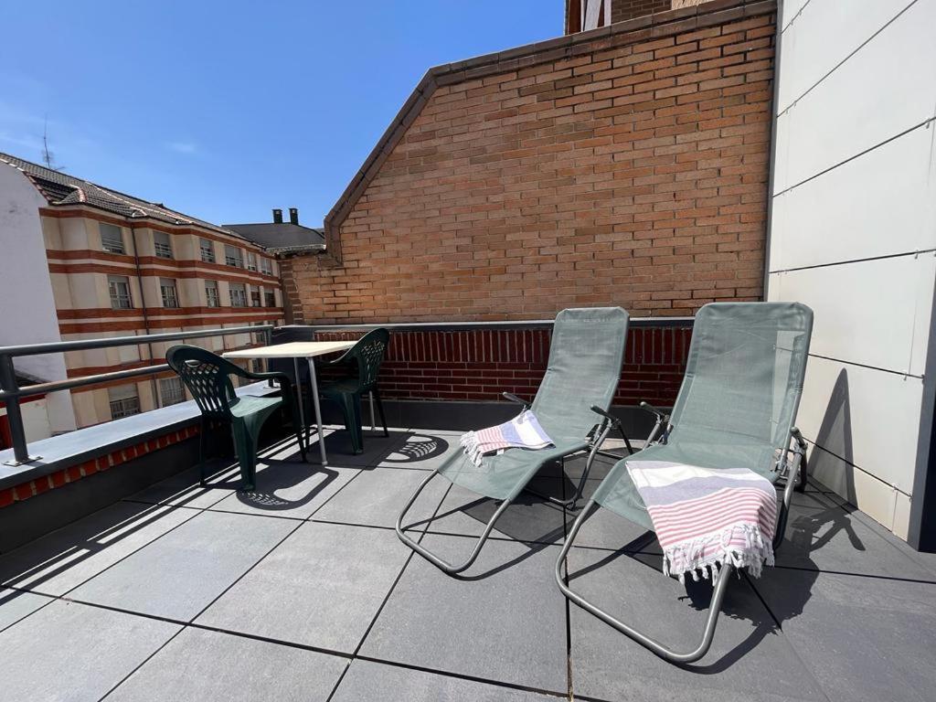 Ferienwohnung Montecerrao I Oviédo Exterior foto